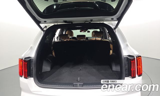 Kia Sorento 2023 — photo 28