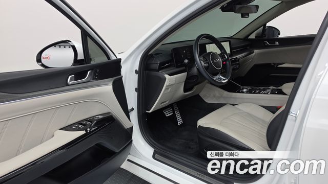 Kia K5 2024 — photo 13