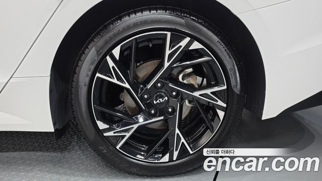 Kia K5 2024 — photo 7
