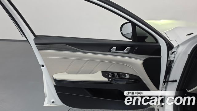Kia K5 2024 — photo 14