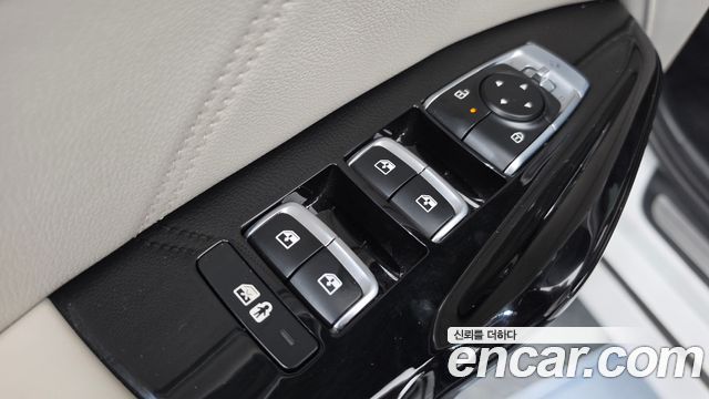 Kia K5 2024 — photo 28