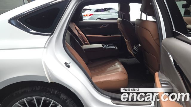 Genesis G80 2022 — photo 17