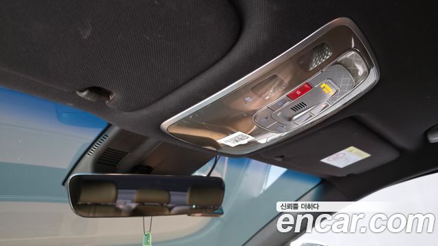 Genesis G80 2022 — photo 25