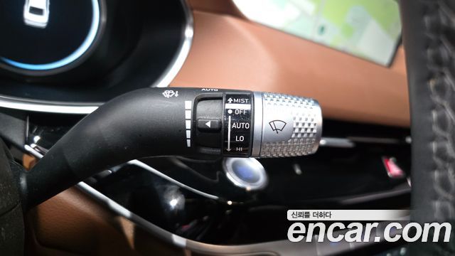 Genesis G80 2022 — photo 28