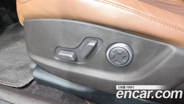 Genesis G80 2022 — photo 31
