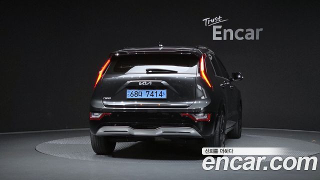 Kia Niro 2023 — photo 4