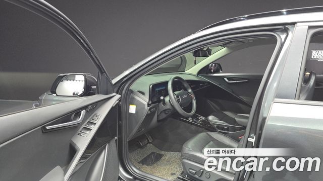 Kia Niro 2023 — photo 13