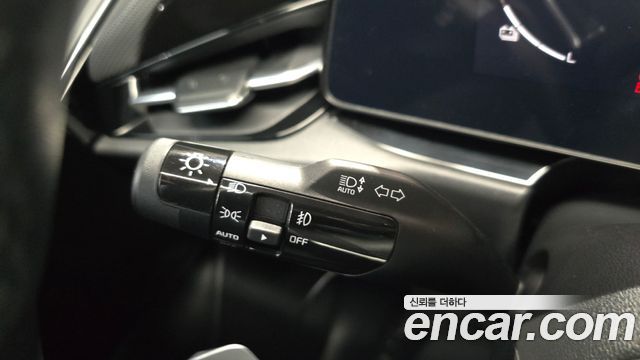 Kia Niro 2023 — photo 28