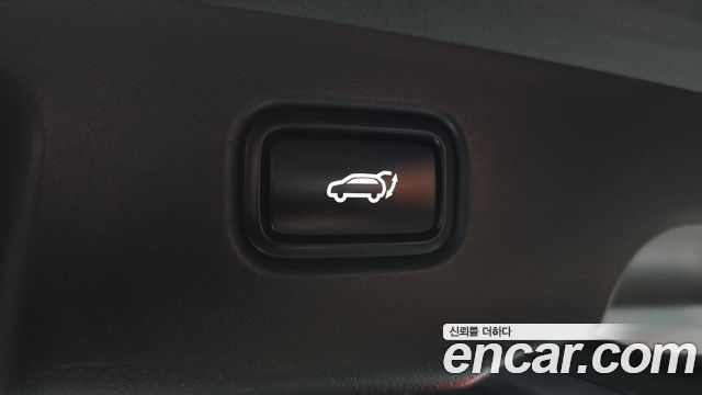 Kia Niro 2023 — photo 35