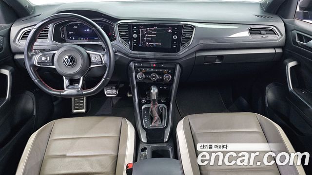 Volkswagen T-Roc 2022 — photo 10
