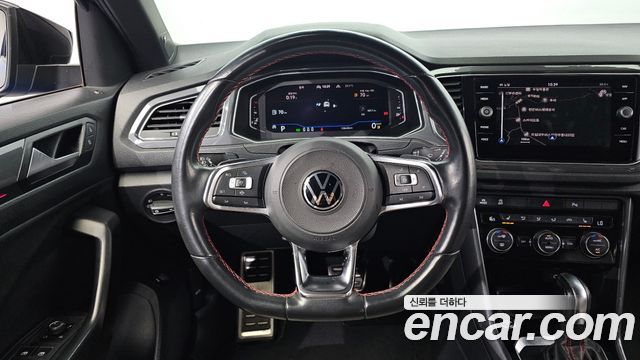 Volkswagen T-Roc 2022 — photo 21