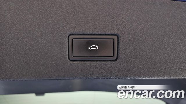Volkswagen T-Roc 2022 — photo 23