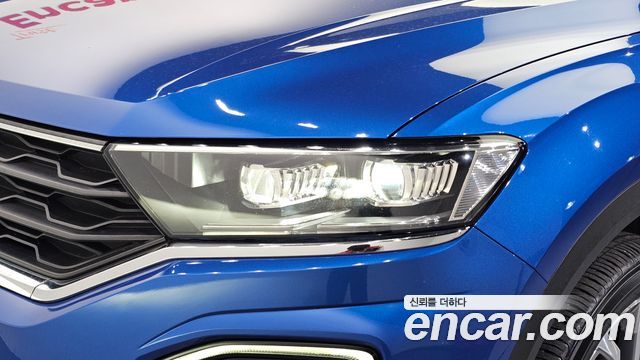 Volkswagen T-Roc 2022 — photo 8