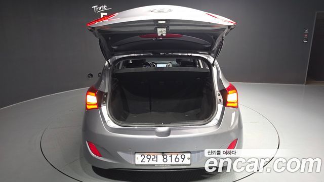 Hyundai i30 2012 — photo 26