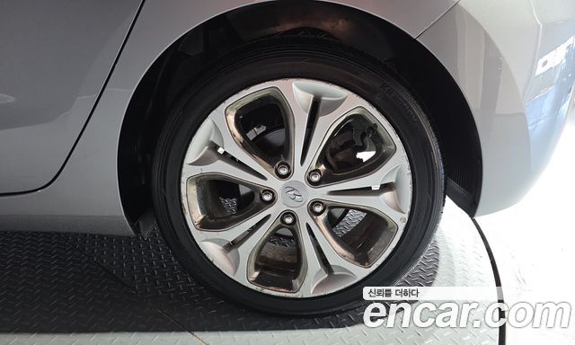 Hyundai i30 2012 — photo 7