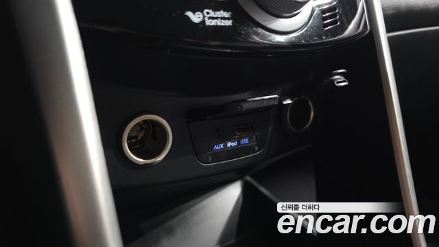 Hyundai i30 2012 — photo 16