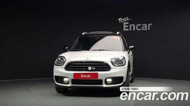 Mini Countryman 2018 — photo 3