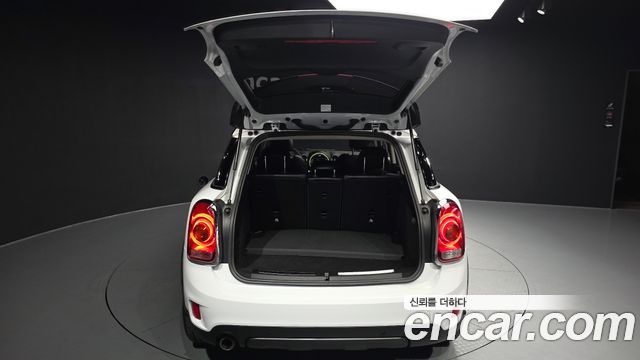 Mini Countryman 2018 — photo 26