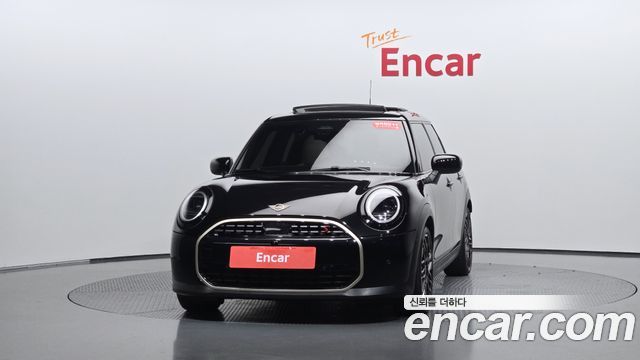 Mini Cooper 2025 — photo 3