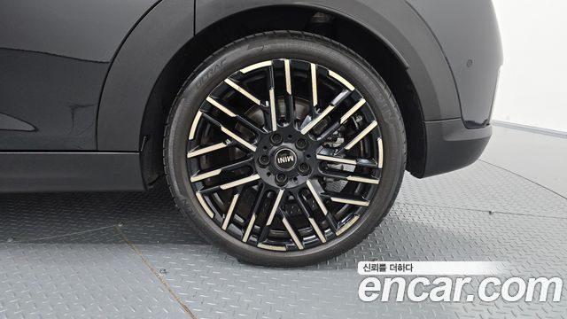 Mini Cooper 2025 — photo 7