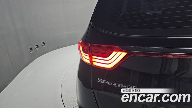 Kia Sportage 2018 — photo 9