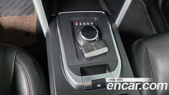 Land Rover Discovery Sport 2018 — photo 9