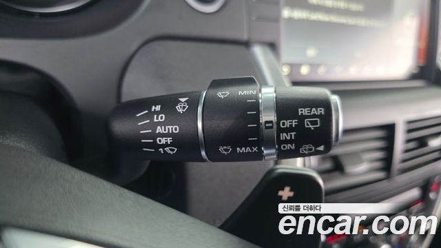 Land Rover Discovery Sport 2018 — photo 18