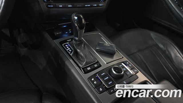 Hyundai Genesis 2015 — photo 9