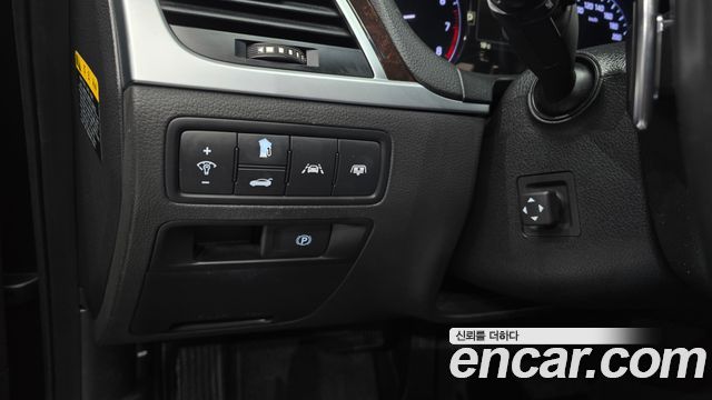 Hyundai Genesis 2015 — photo 16