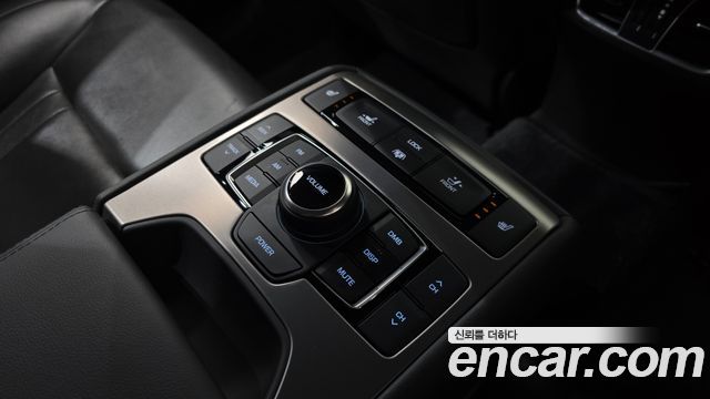 Hyundai Genesis 2015 — photo 19