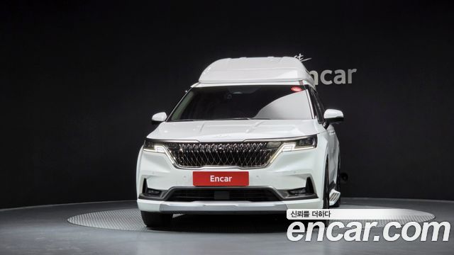 Kia Canival 2023 — photo 3