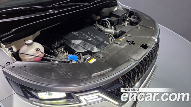 Kia Canival 2023 — photo 6