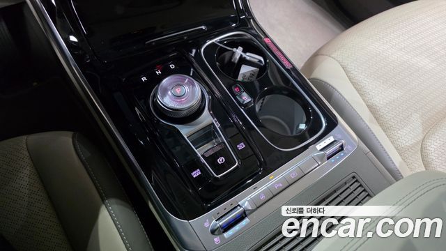 Kia Canival 2023 — photo 12