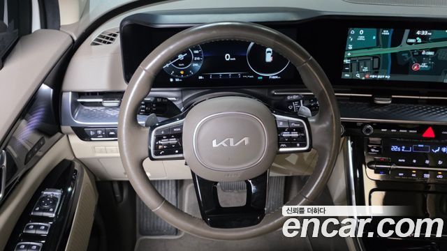 Kia Canival 2023 — photo 19