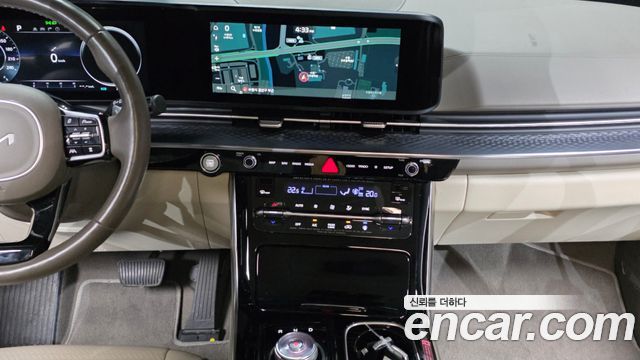 Kia Canival 2023 — photo 20