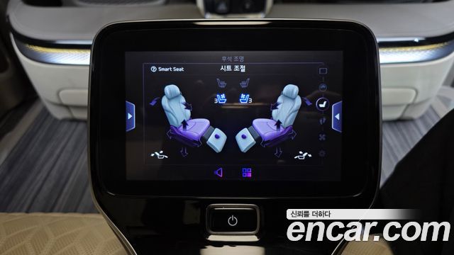 Kia Canival 2023 — photo 25