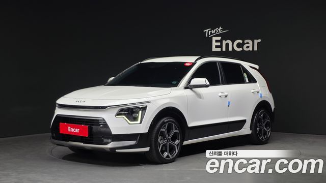 Kia Niro 2022 — photo 1