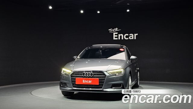 Audi A3 2018 — photo 3