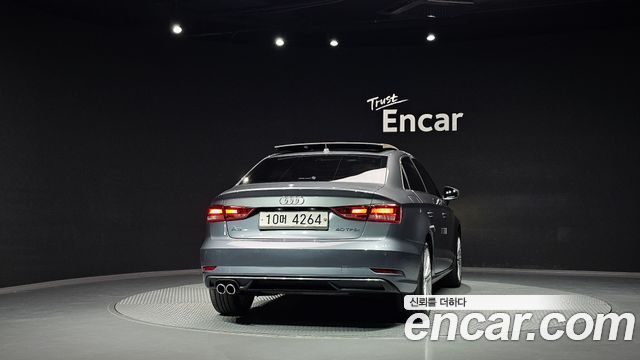 Audi A3 2018 — photo 4