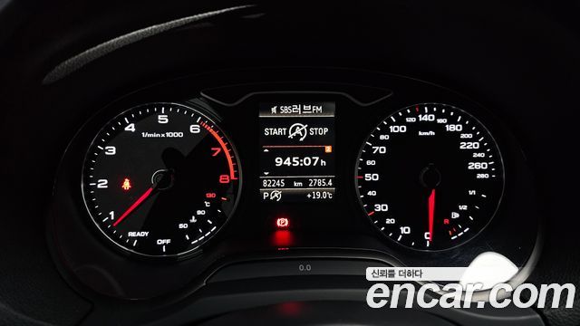 Audi A3 2018 — photo 8