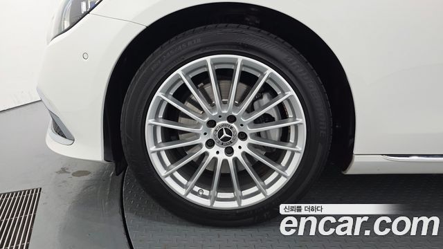 Mercedes-Benz E-Class 2021 — photo 5