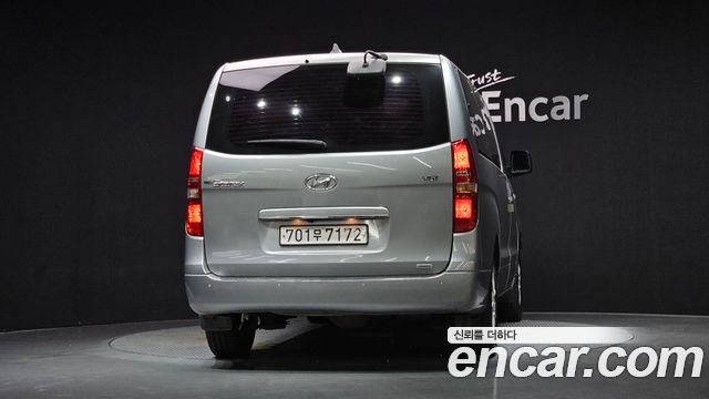 Hyundai Starex 2019 — photo 4