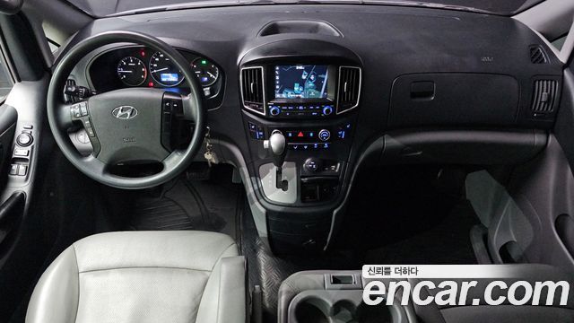 Hyundai Starex 2019 — photo 10