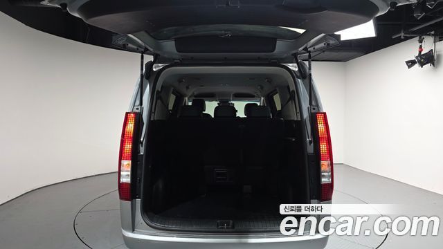 Hyundai Staria 2023 — photo 26