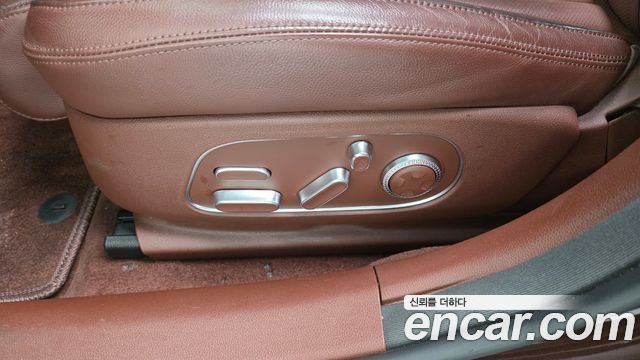 Genesis G90 2022 — photo 32