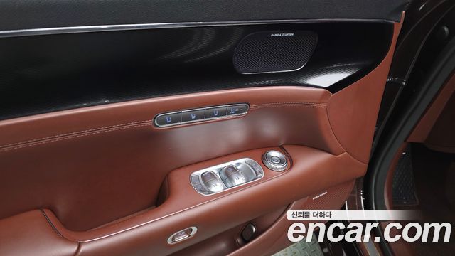 Genesis G90 2022 — photo 37