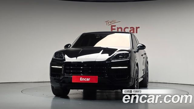 Porsche Cayenne 2024 — photo 3