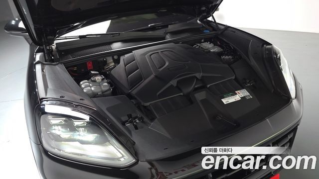 Porsche Cayenne 2024 — photo 6