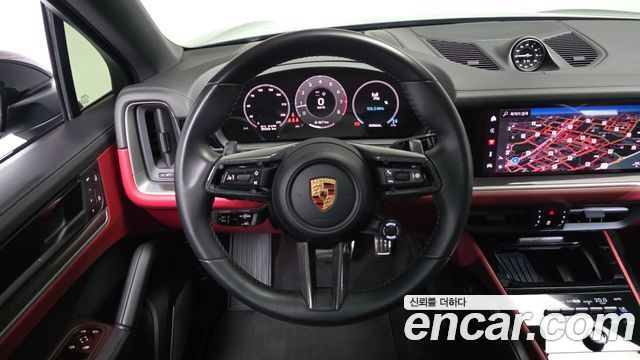 Porsche Cayenne 2024 — photo 19