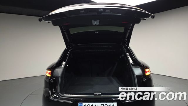 Porsche Cayenne 2024 — photo 26